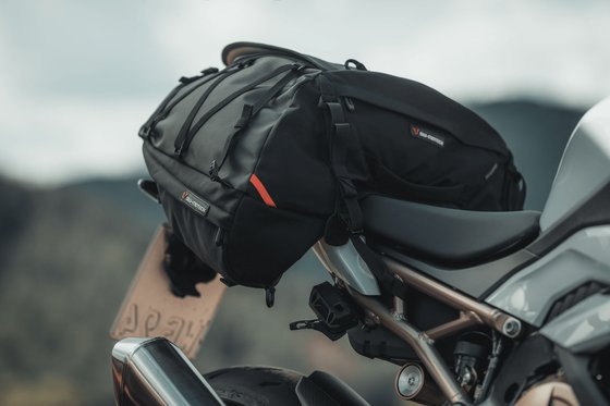 VTR 1000 F FIRESTORM (1997 - 2007) pro cargobag tailbag | SW-MOTECH