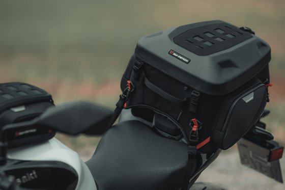 X ADV 750 (2017 - 2022) pro rearbag tailbag | SW-MOTECH