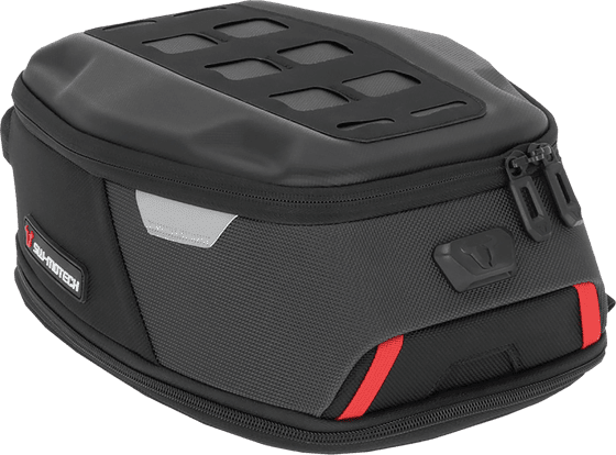 CB 1100 RS (2017 - 2020) tankbag pro daypack mag | SW-MOTECH