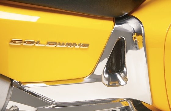 GL 1800 GOLD WING (2001 - 2017) battery cover for gl18 | SHOW CHROME